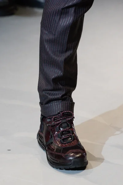 Look 7